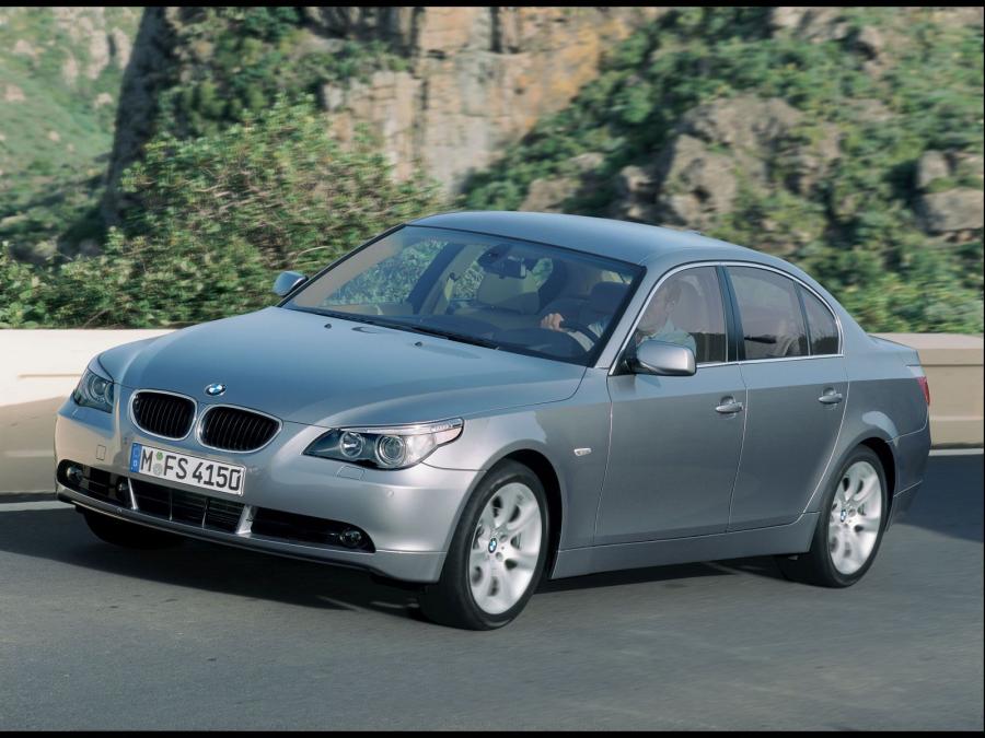  BMW 530i 2004 года  (фото 7 из 7)